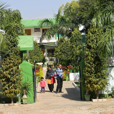 Ranthambhore Vatika Resort Sawai Madhopur Zewnętrze zdjęcie