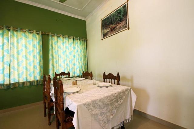 Ranthambhore Vatika Resort Sawai Madhopur Zewnętrze zdjęcie