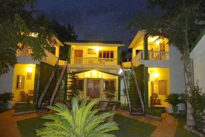 Ranthambhore Vatika Resort Sawai Madhopur Zewnętrze zdjęcie